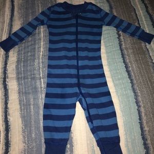 Hanna Andersson size 70 zip up sleeper